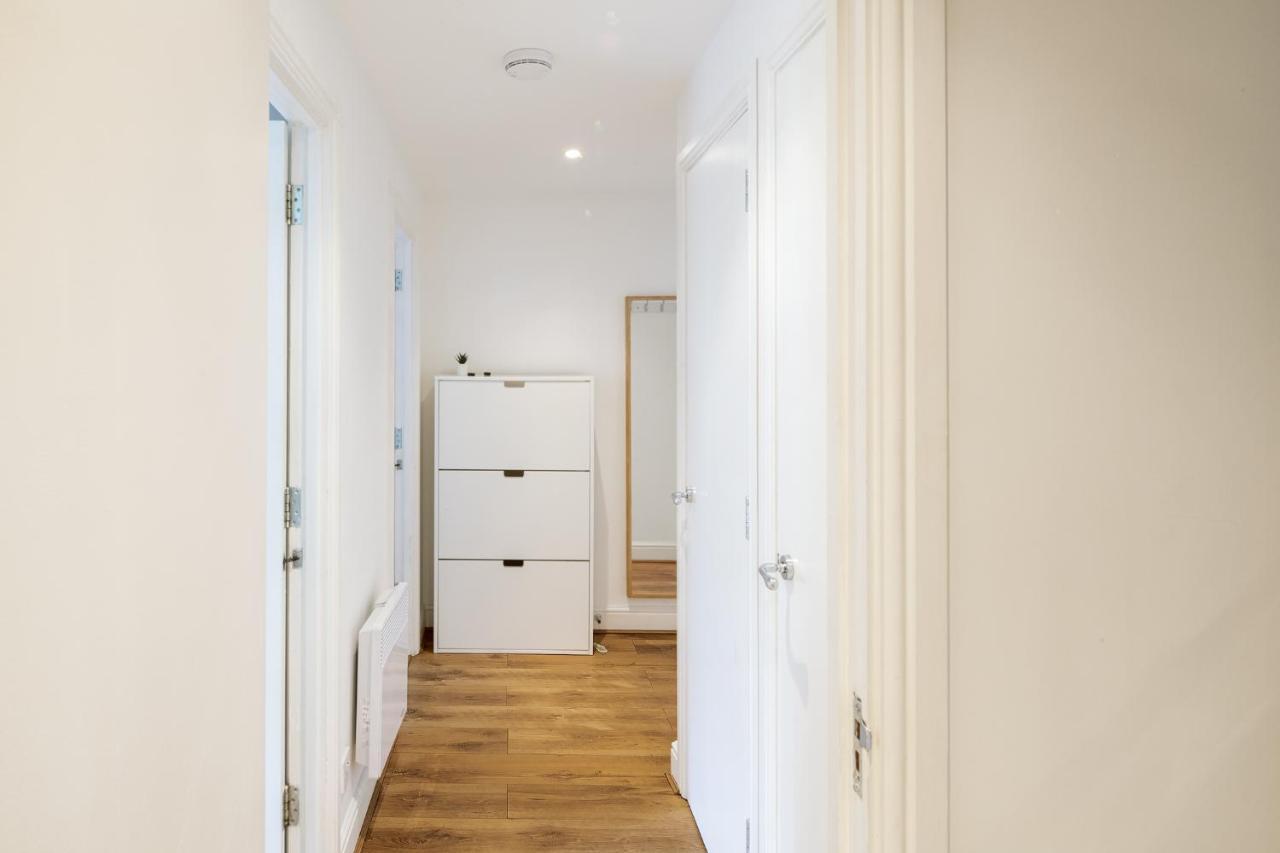 Comfortable And Bright Apartment In Tower Bridge Londýn Exteriér fotografie